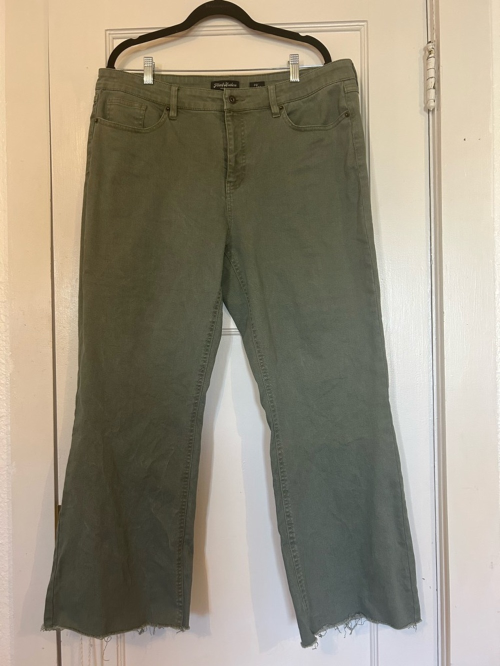 Flag & Anthem Olive Wide-Leg Jeans with Raw Hem